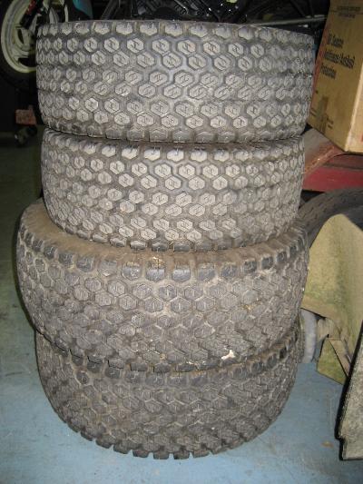 LIKE NEW Front & Rear Turf Tires & Rims for Honda RT5000, H5013, or H5518 Tractor